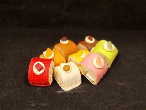 mini petit fours