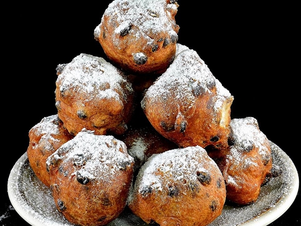 Oliebollen&nbsp;per 6